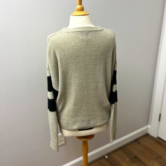 John + Jenn Super Soft Varsity Striped Crewneck Cropped Sweater Sz S - Picture 4 of 13